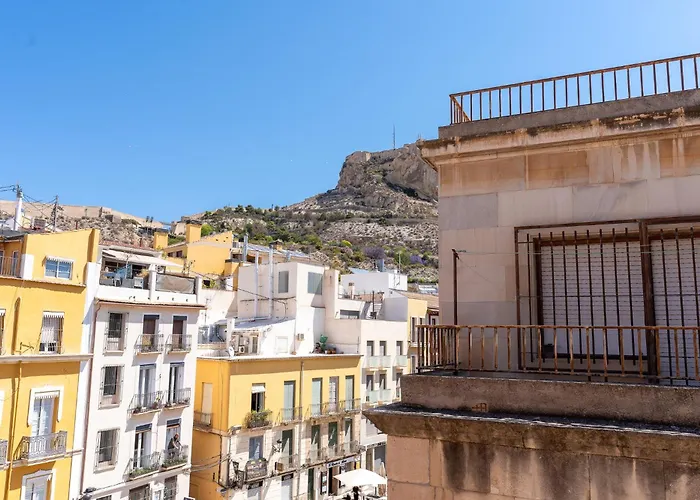 Barrio Gem Stylish 2bedroom Oasis In Apartamento Alicante