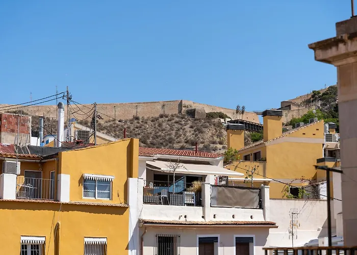 Barrio Gem Stylish 2bedroom Oasis In Apartamento Alicante